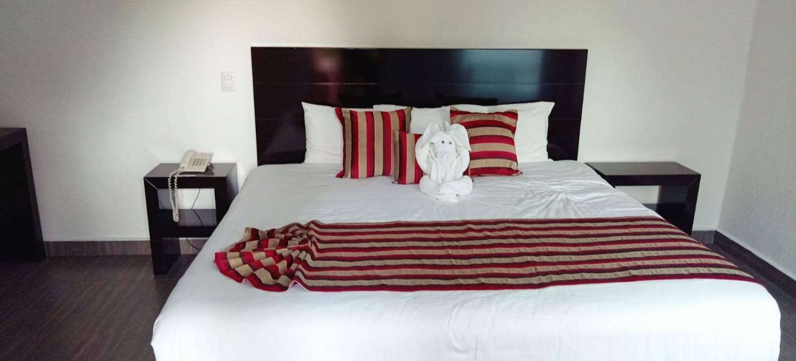 Hotel Punta Galeria มอเรเลีย ภายนอก รูปภาพ
